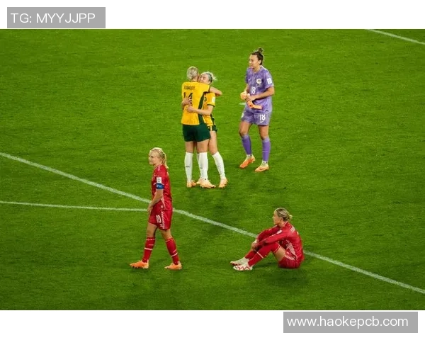 牙买加女足迎战澳大利亚女足精彩对决展现足球魅力与团队精神