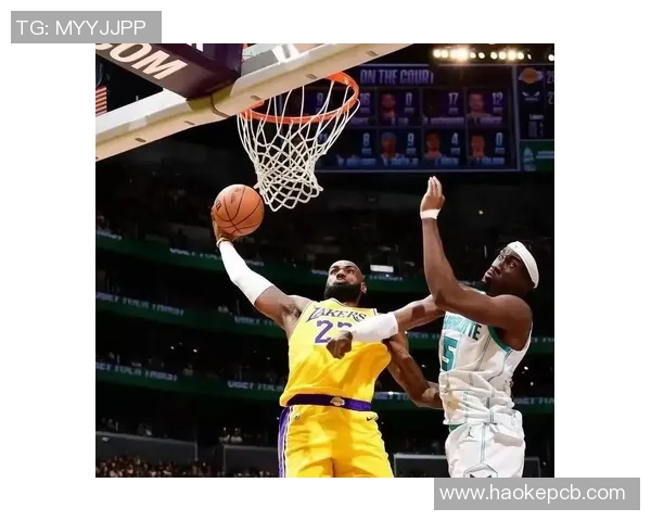 湖人队与黄蜂队历史交锋比分回顾及精彩瞬间分析