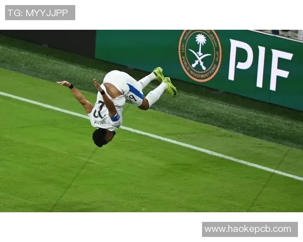 亚特兰大与帕丘卡的精彩对决揭示足球战术与团队合作的魅力