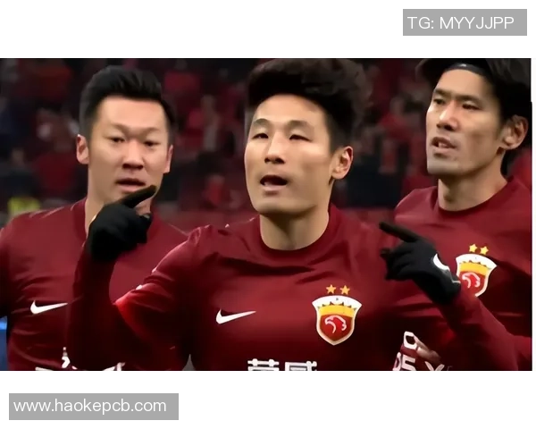 上港与首尔激战正酣替补球员红牌风波引发热议